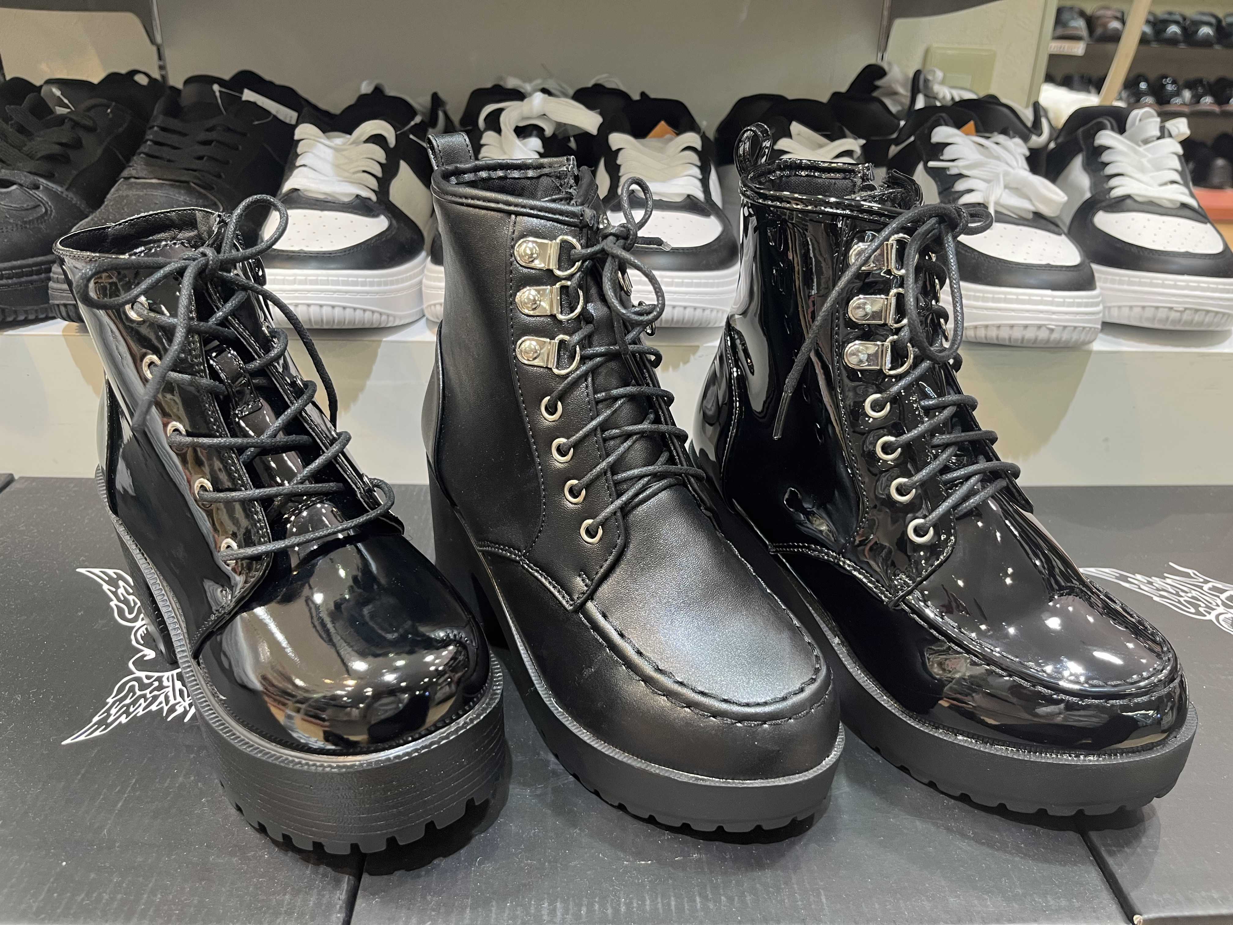 ✨6月限定✨ブーツ各種単品購入で10％OFF実施中♥